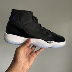 Jordan 11s Space Jams 