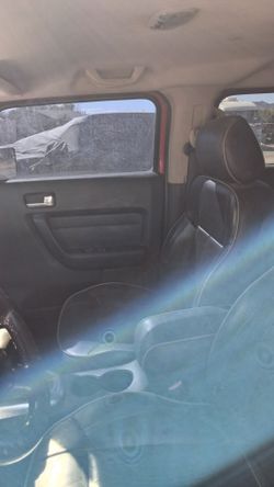 2005 H3 Hummer Red