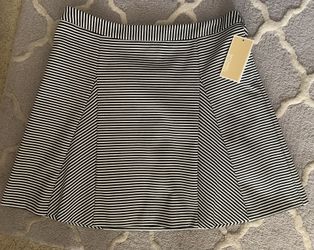 Michael Kors Skirt Size 8 NEW!
