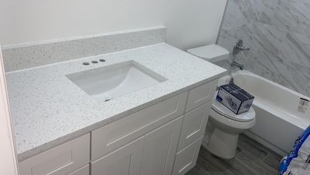 Countertops Granite Y Quartz Bathroom And Kitchen