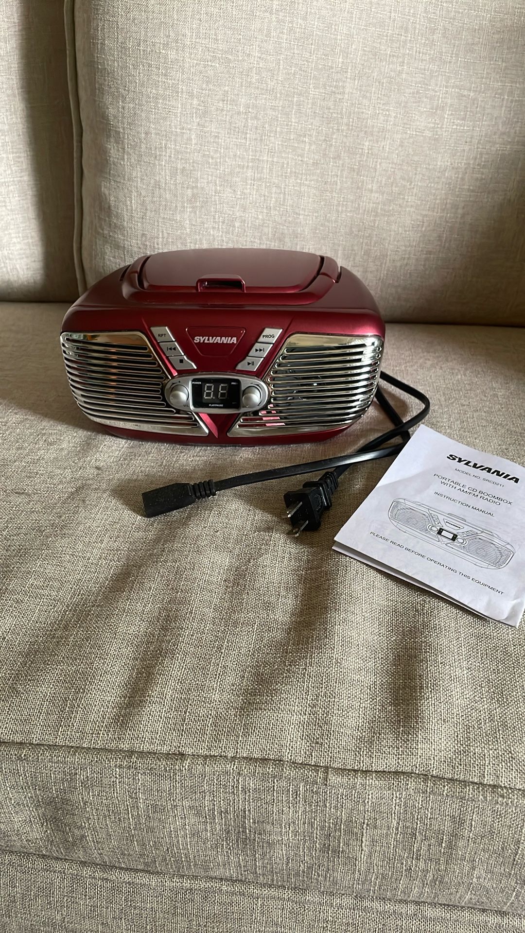 Sylvania Boombox