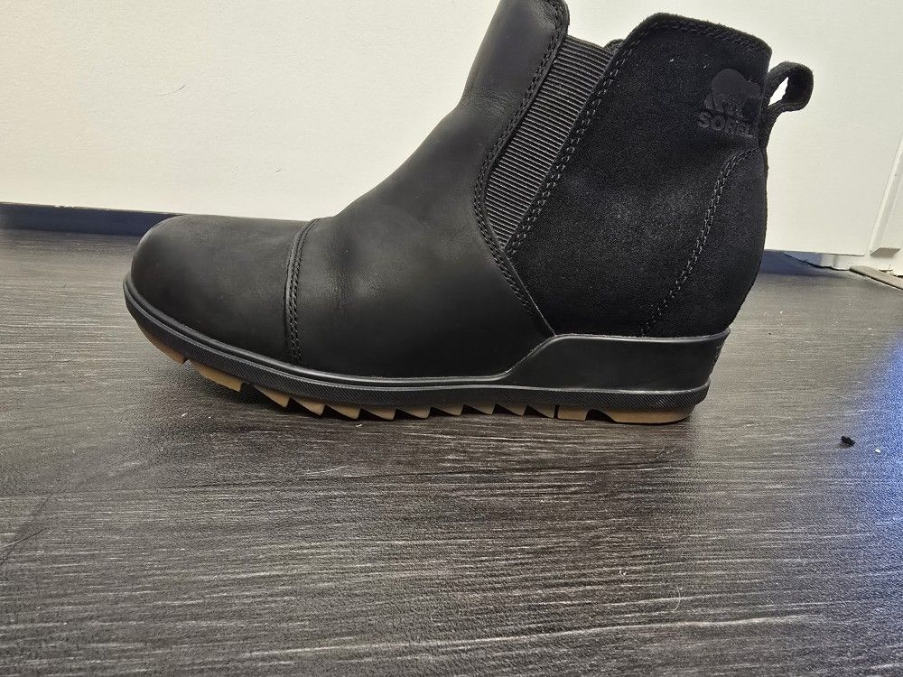 Soreal Black Leather And Suede Booties