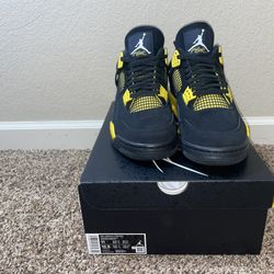 Jordan 4 ‘Thunder’ DS Sz 11M