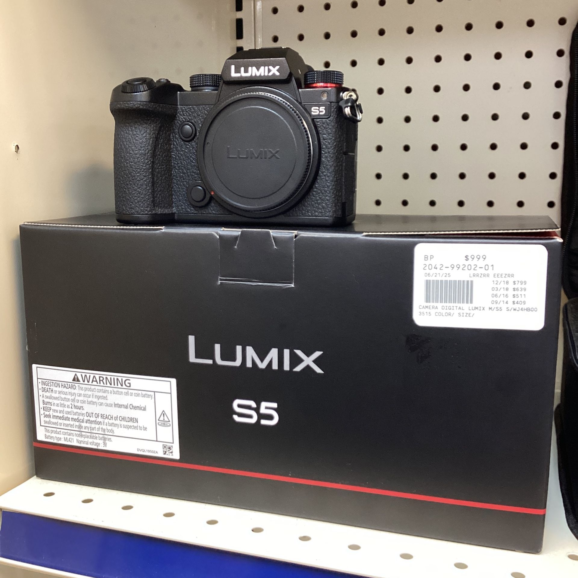 LUMIX S5 Professional Camera