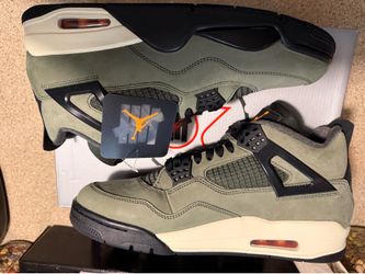 Air Jordan 4 Undefeated size 11