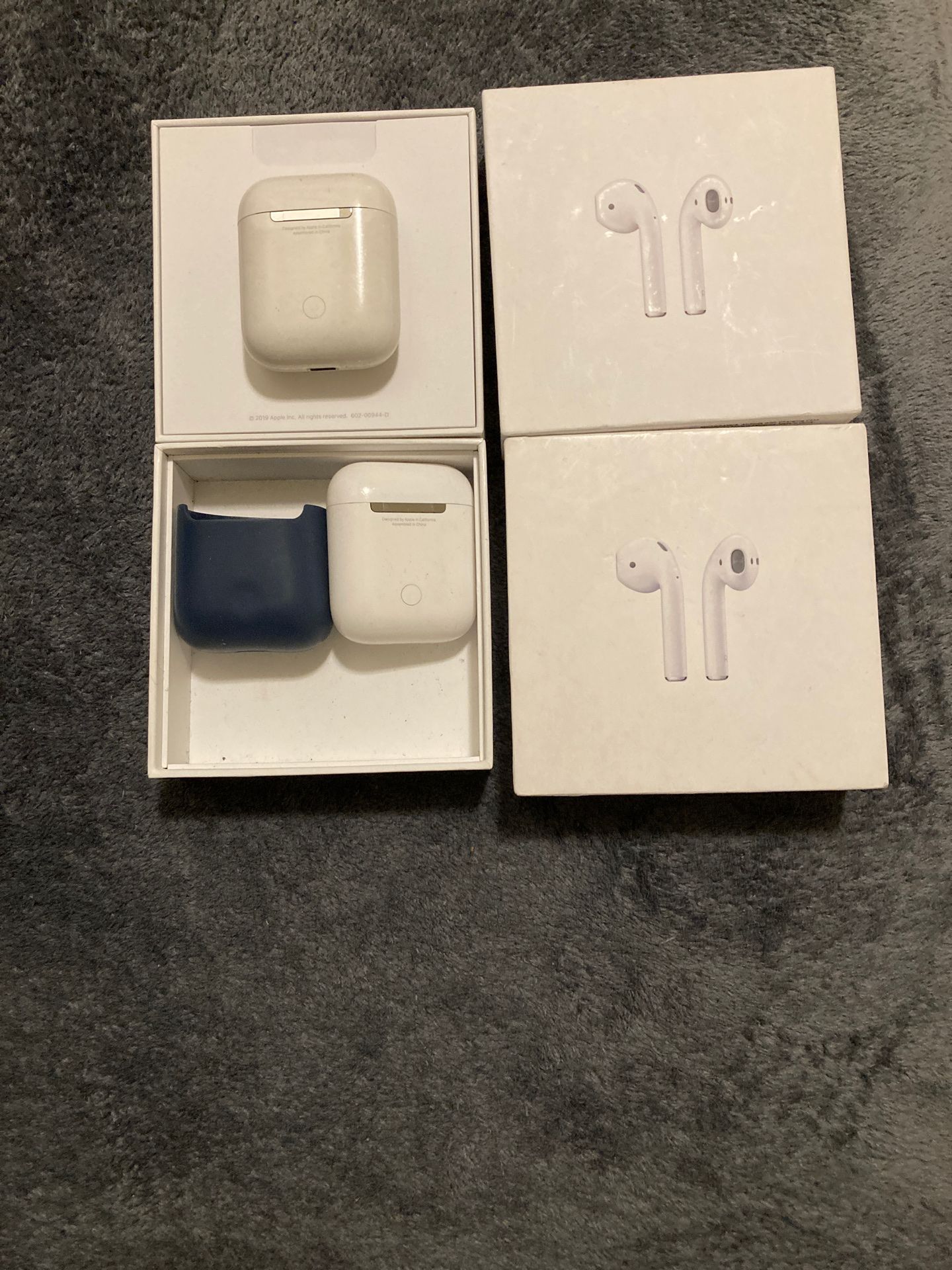 Original Apple headphones two pieces together 175