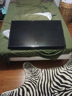 Samsung 40 Inch Flat Screen Smart Tv
