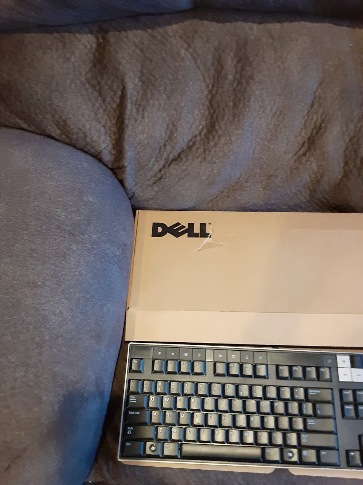 Computer keyboard desktop Dell
