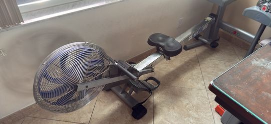 Ironman ATS 1000 Air Rower - Smooth & Effective Home Workout