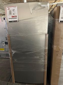 Frigidaire FFUE2022AF Freestanding Upright Freezer with 20 Cu