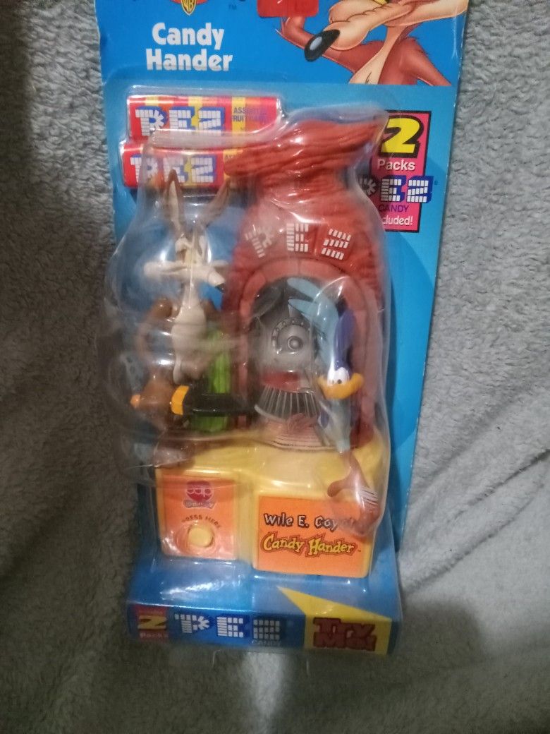 Road runner and the Coyote peez dispenser.