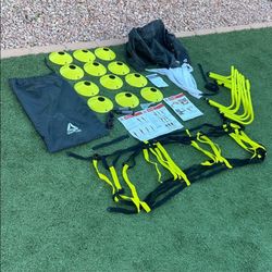 Reebok Delta Agility Kit-Neon-brand new/never used-originally packed.