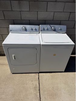 Maytag Washer & Gas Dryer Set