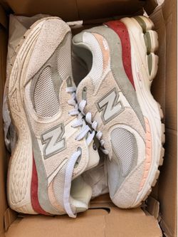 New Balance 2002R Festival Pack Men’s Suede Sneakers Ivory 10.5