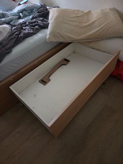 Under bed drawers