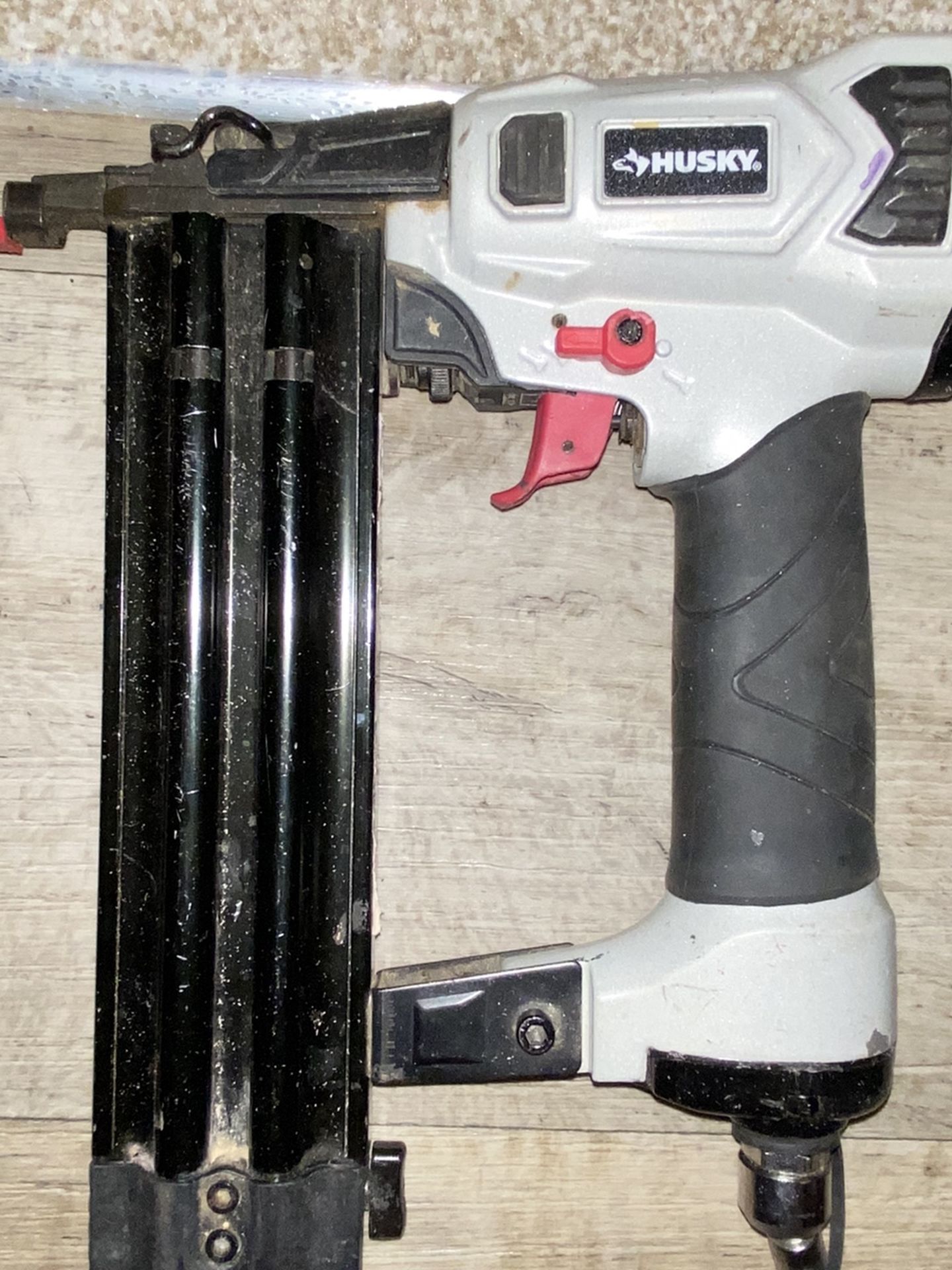 Husky 18g Nail Gun