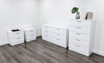 DRESSER, CHEST AND TWO NIGHSTANDS