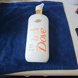 Dove Glow Recharge Body Wash 