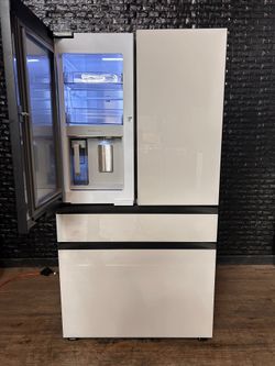 SAMSUNG BESPOKE REFRIGERATOR w/WARRANTY! R3649A