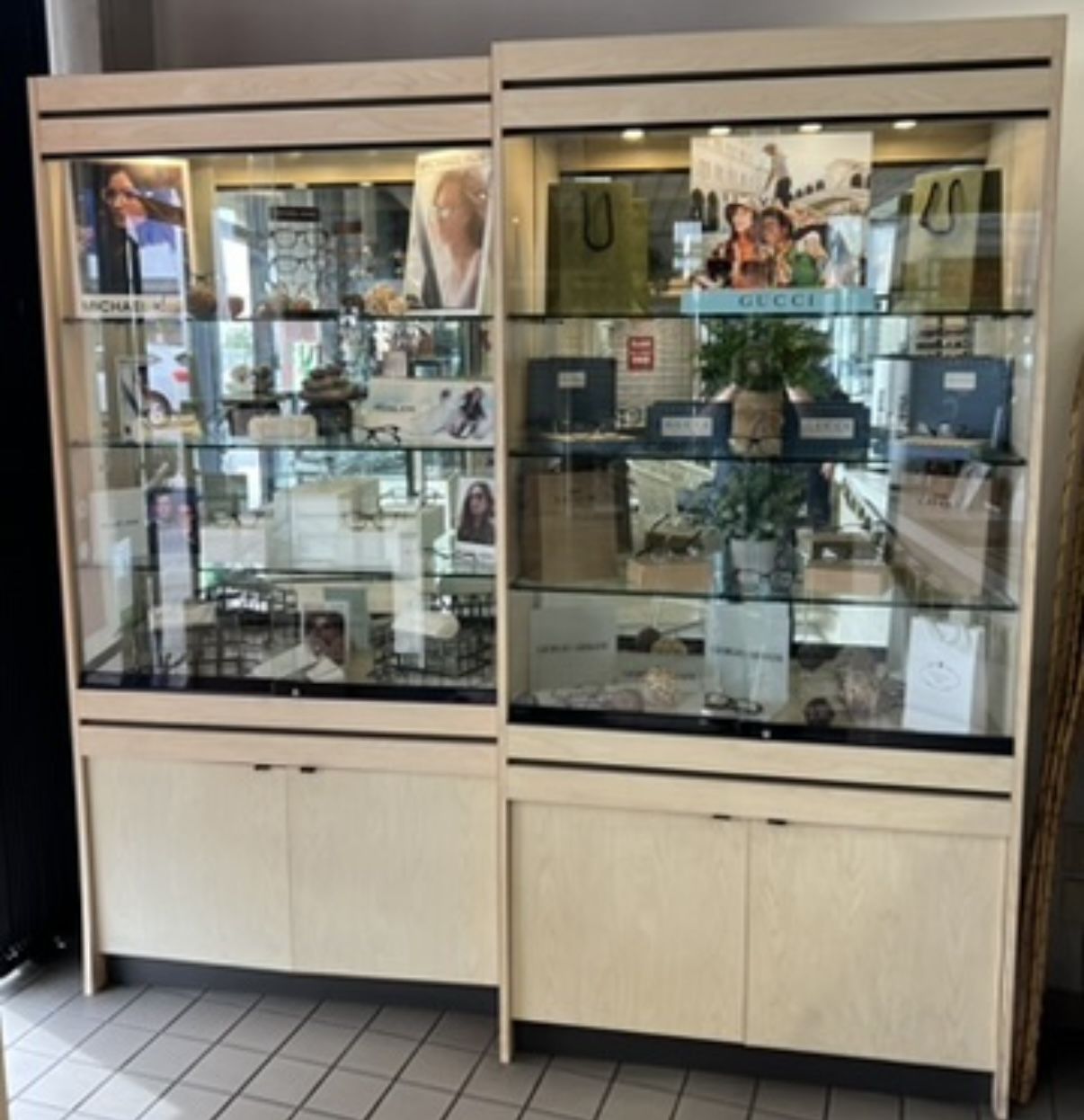 Display Furniture Retail Optometrist Collectables 