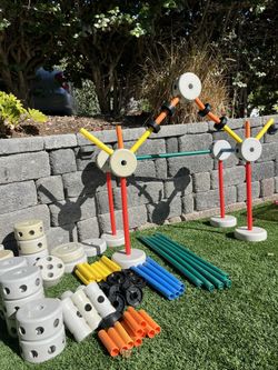 Large Tinkertoy Builders