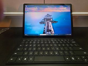 Microsoft Laptop Surface for Business 4