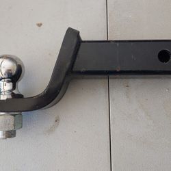 READ ENTIRE AD - Hitch With 1 7/8 Ball