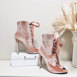 Velvet Stilettos Women’s Size 8 Pink And Ribbon Lace Booties