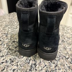 Women’s Ugg Boots 