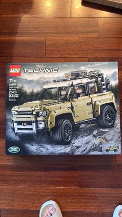 Lego Land Rover Defender - Brand New