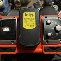 Black & Decker (BDRC18) 18V Cordless AM/FM Work Site Radio & Battery Charger With Battery  