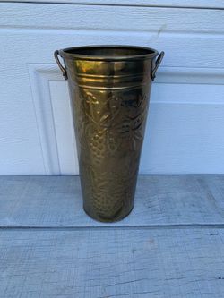 Vintage Solid Brass French Bucket Planter Vase Embossed Grapes & Vines 12”Handle