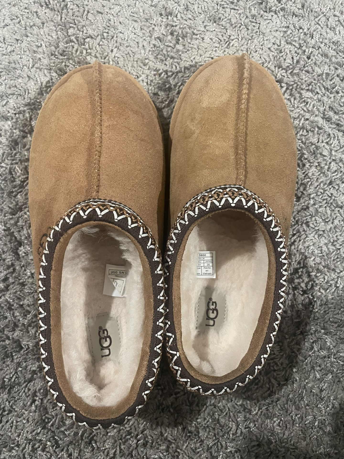 UGG Tasman Women's Size 9