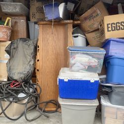  Storage Unit For Sale Contents