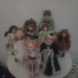 Porcelain Dolls Set All Together 