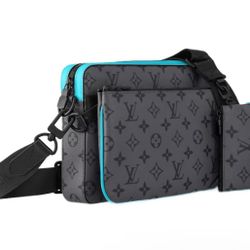 LV  Bag Trio Messenger Louis Vuitton (Men)