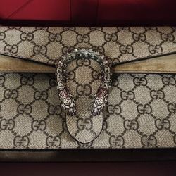 Gucci GG Supreme Crystal Dionysus Medium E/W Shoulder Bag