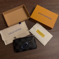Black LV Keychain Wallet