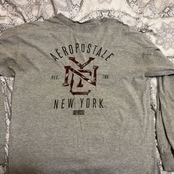 Grey Aeropostale Long sleeve Size medium