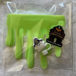 Glow In The Dark Tumbler Sleeve W/ Ghost Straw Topper