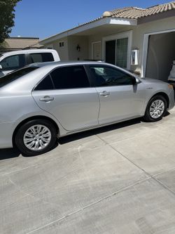 2012 Toyota Camry Hybrid for Sale in Bakersfield, CA - OfferUp