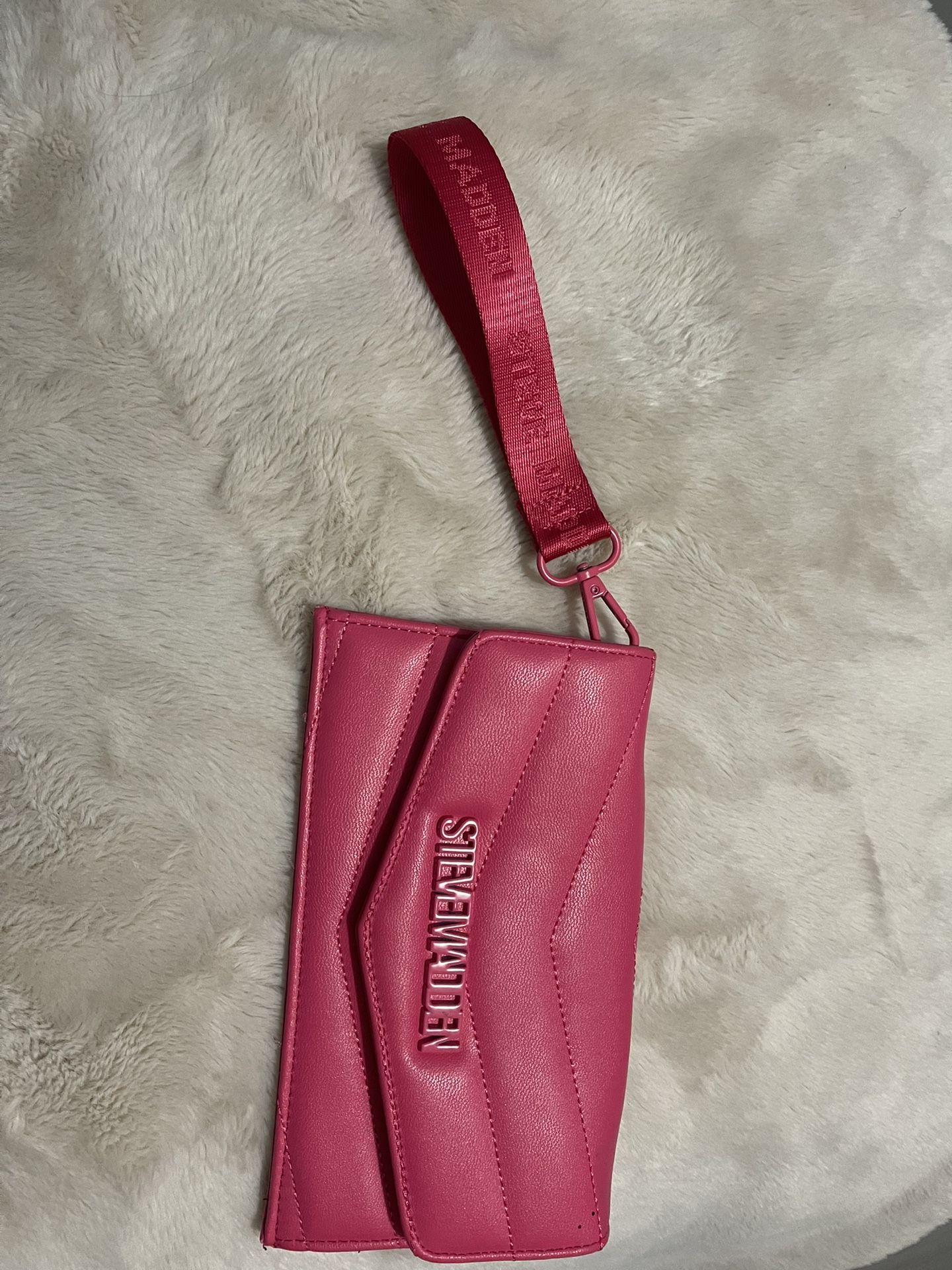 Steve Madden Wristlet