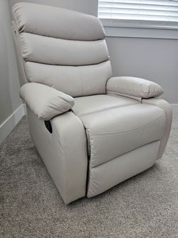Reclining. beige chair•DELIVERY •