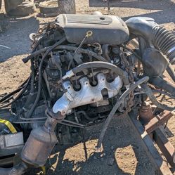 2006 V8 5.3 Ls Chevy Engine 