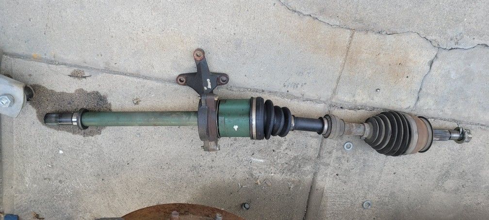 Nissan Altima Front Axel Large Side Only for Sale in Alhambra, CA - OfferUp
