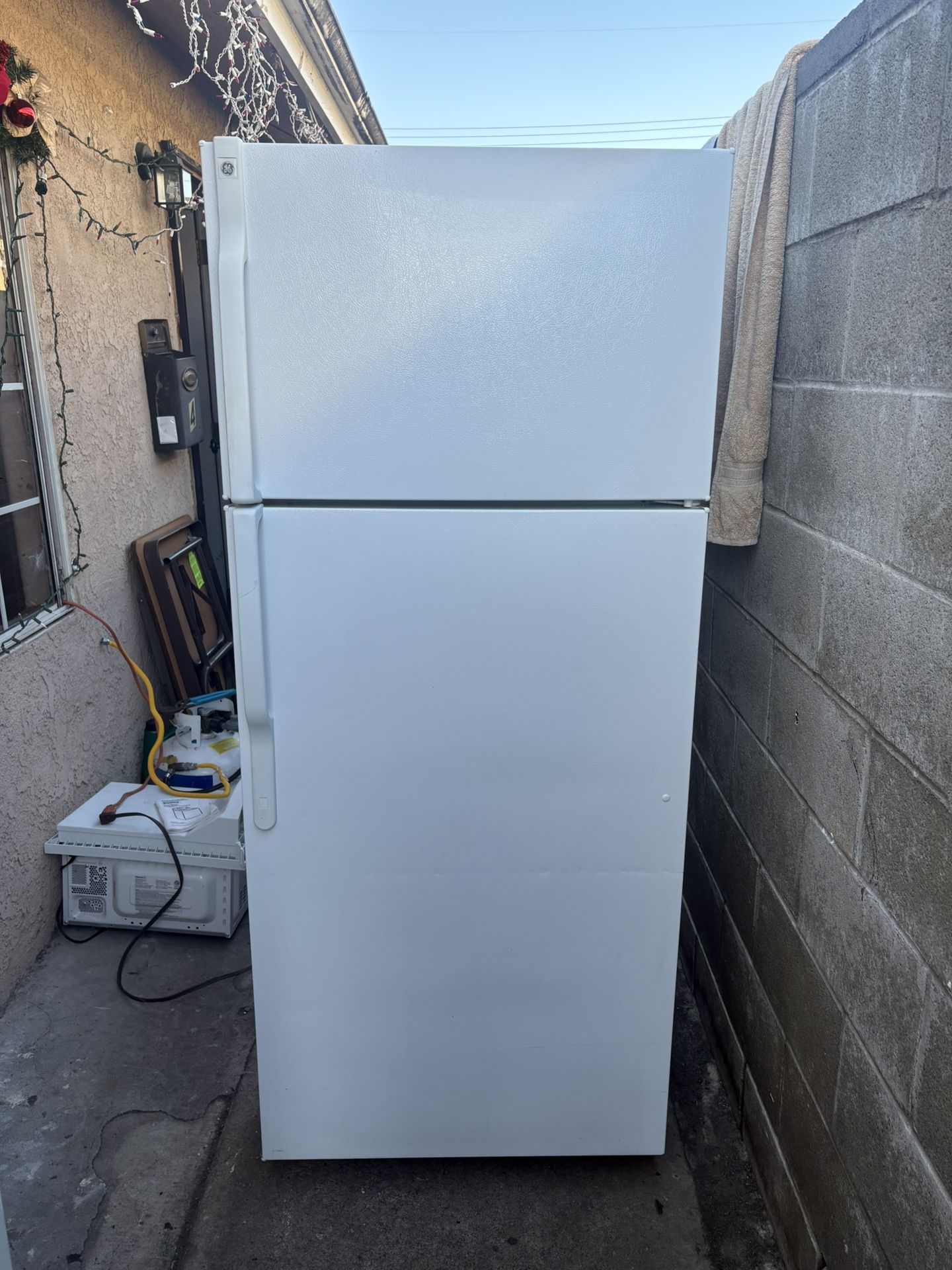 GE Refrigerator