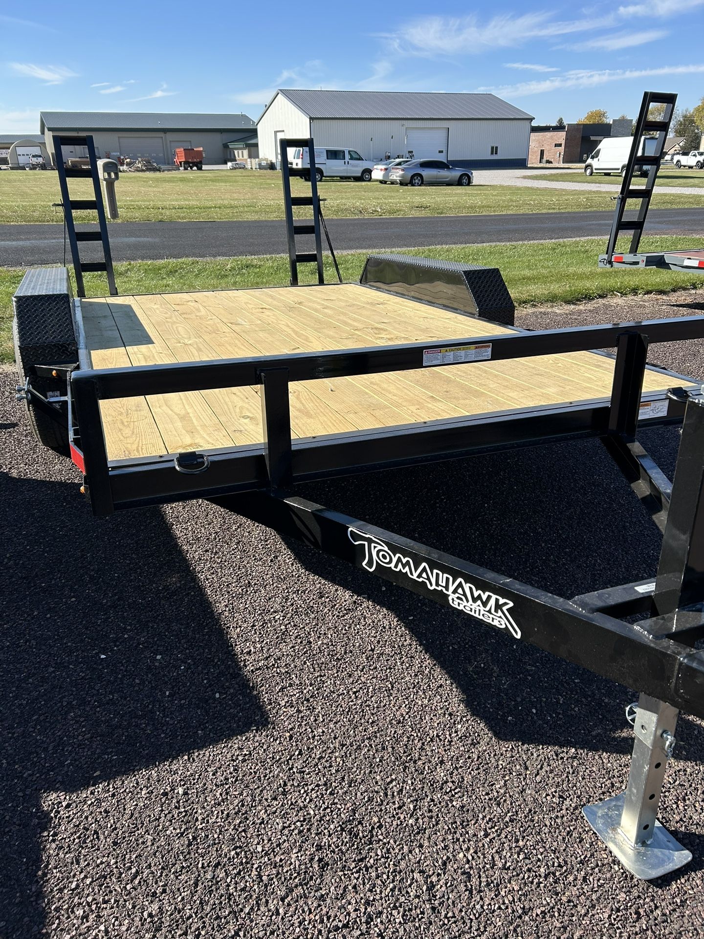 2026 Tomahawk Trailer 82"W X 14'L