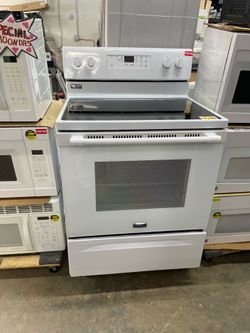 Maytag electric stove glass top in color white