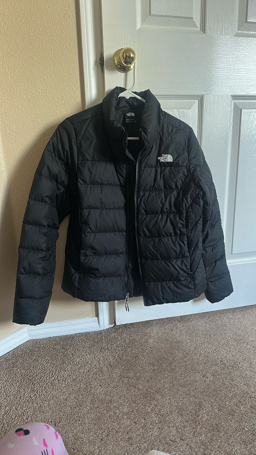 Women’s Puffer Jacket - The North Face 550