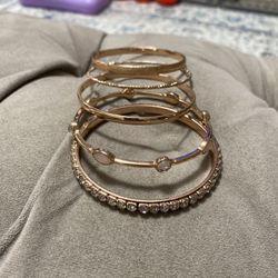 SET OF 5 ROSE GOLD BRACELETS 
